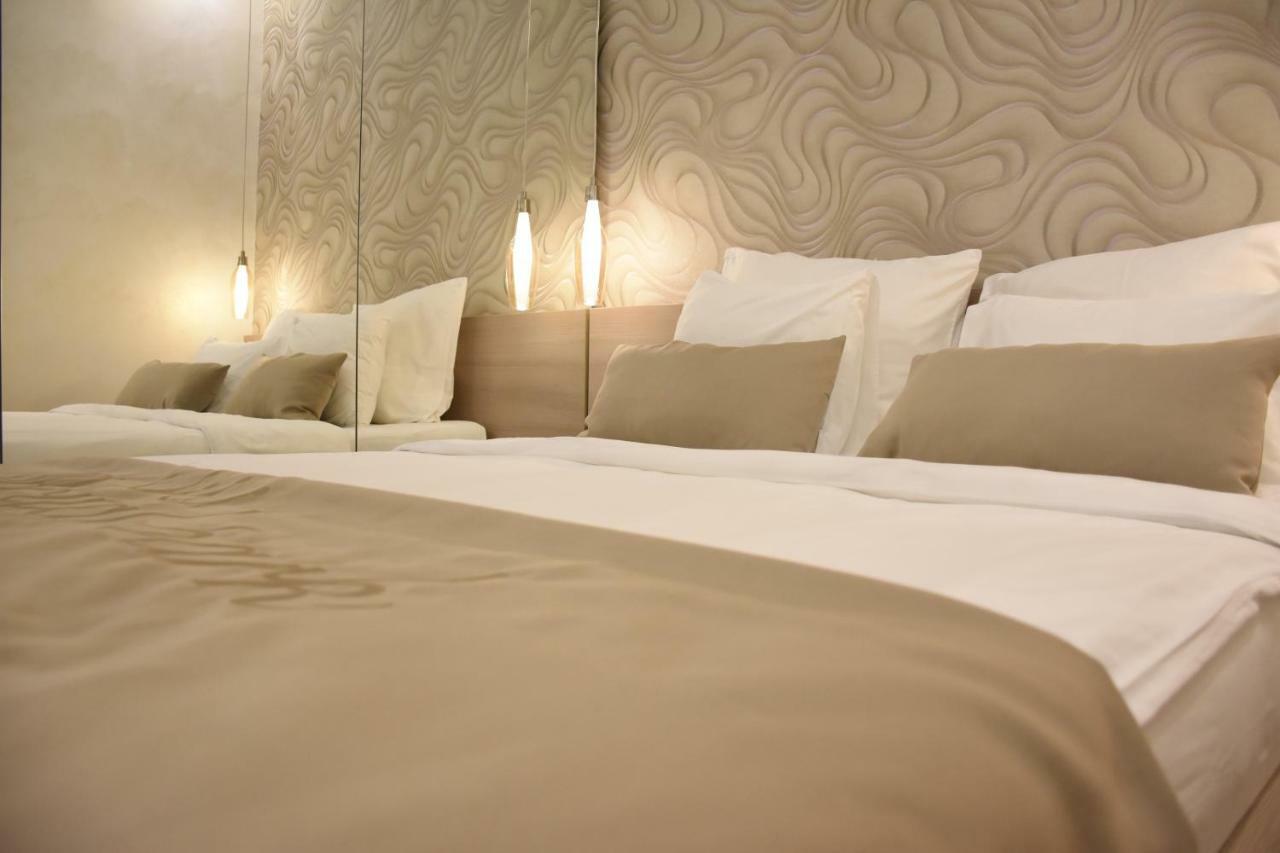 Appartamento Royal Park Belgrado Esterno foto