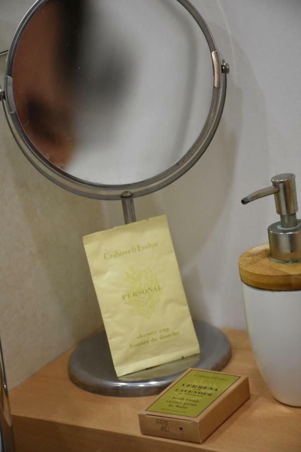 Appartamento Royal Park Belgrado Esterno foto