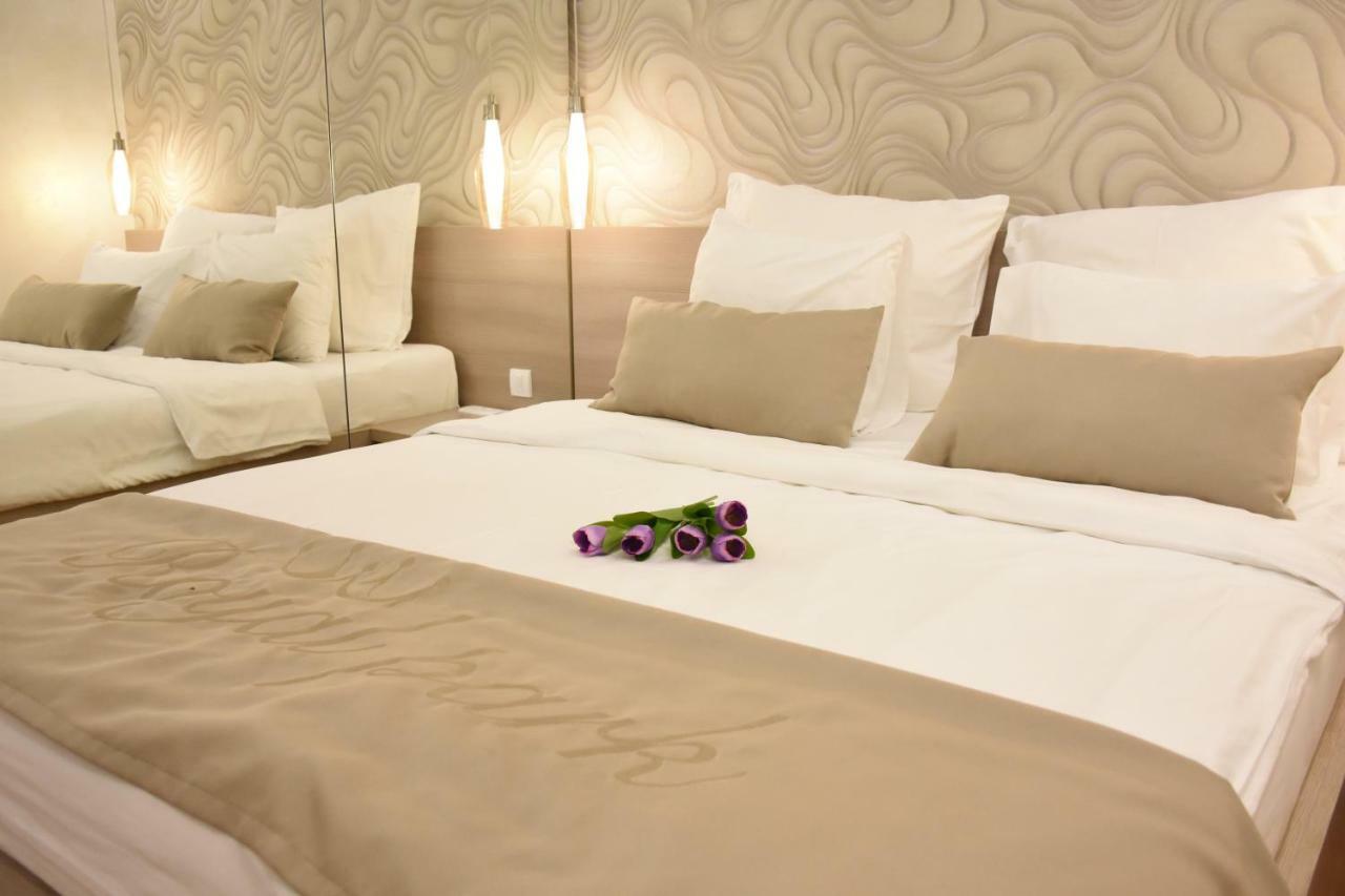 Appartamento Royal Park Belgrado Esterno foto