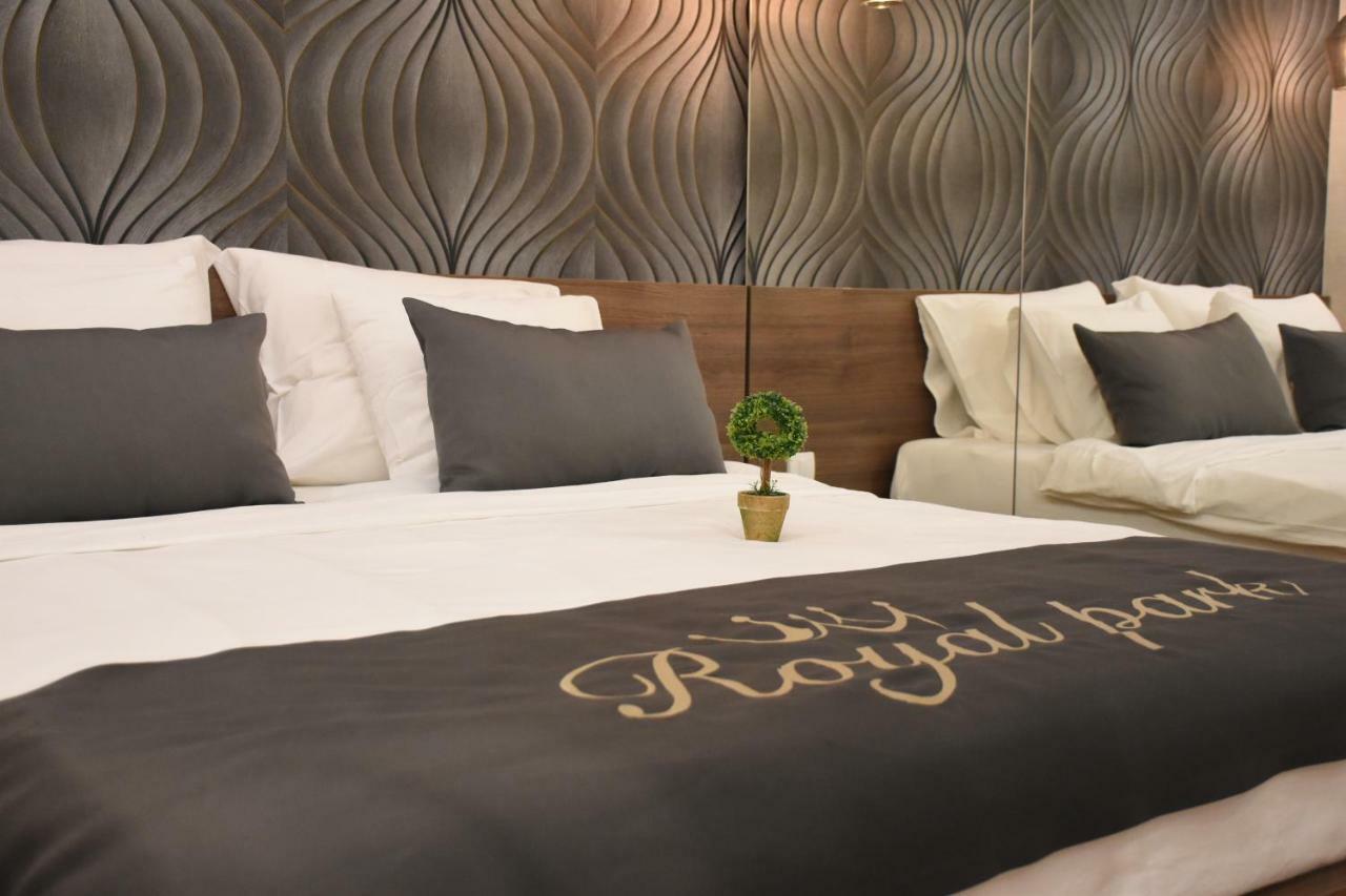 Appartamento Royal Park Belgrado Esterno foto