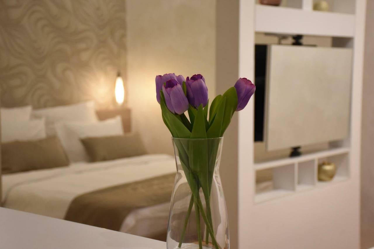 Appartamento Royal Park Belgrado Esterno foto